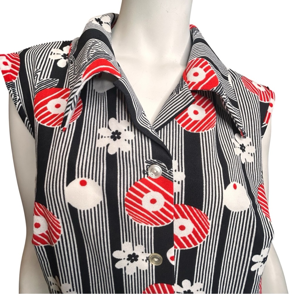Vintage 70s SHAKER SPORT Sleeveless Floral Top 2X Red Black